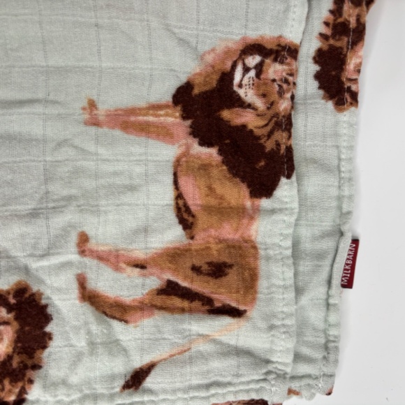 Milkbarn Bamboo Organic Cotton Baby Burp Cloth Set of 2 Lion Print Muslin Lovey - Picture 3 of 6